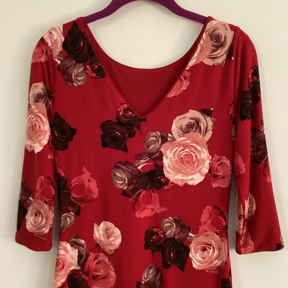 White House Black Market Red Rose Floral Print Reversible Dress Size XS - Picture 5 of 6